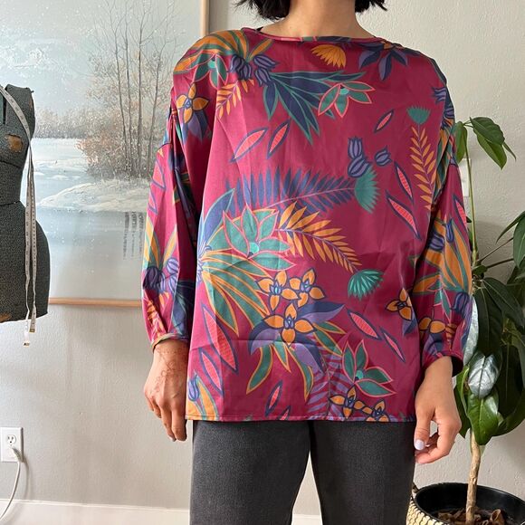 Vintage Pierre Cardin boutique red long sleeve blouse size Medium - Picture 2 of 8